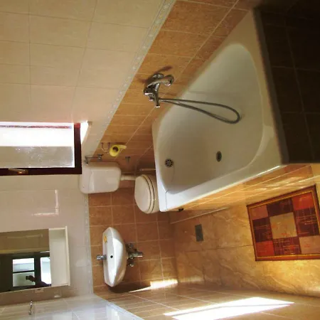 דירה Iva *